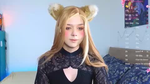 LITTLE FOX online show from September 19, 1:12 pm