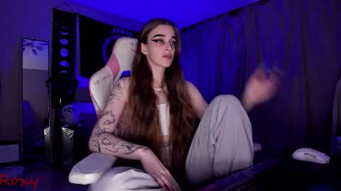 Roxy online show from October 20, 4:29 pm