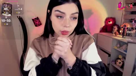 Snapshot of _zathara_ chatting on February 12, 5:47 am _zathara_ online show from February 12, 5:47 am