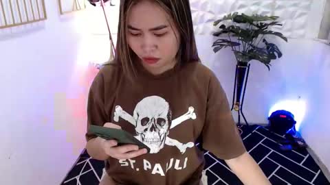 _zinnia143 online show from September 21, 11:06 pm