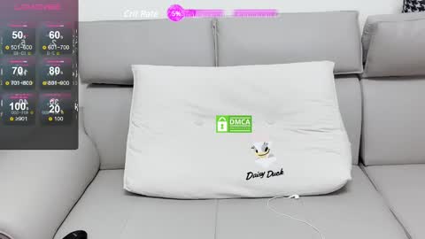 Snapshot of _zizi_ chatting on December 5, 10:01 am _zizi_ online show from December 5, 10:01 am