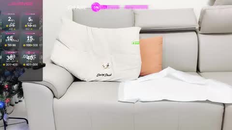 Snapshot of _zizi_ chatting on December 25, 11:43 am _zizi_ online show from December 25, 11:43 am