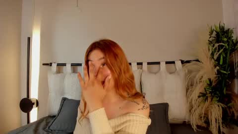 Snapshot of _zoe_3 chatting on May 15, 12:23 pm Zoe online show from May 15, 12:23 pm