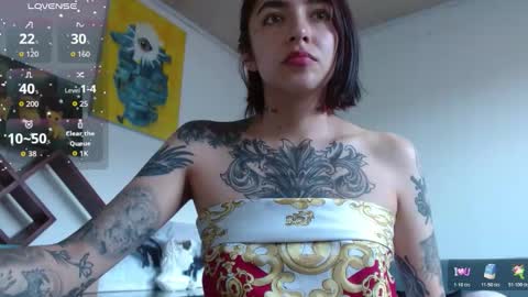 Snapshot of _zoebakers chatting on October 21, 5:35 pm Zoe online show from October 21, 5:35 pm