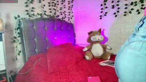 zoe online show from February 20, 5:02 pm