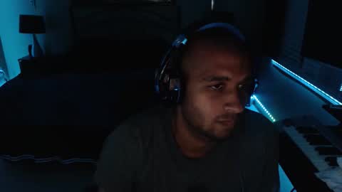 a4orce online show from October 27, 12:04 am