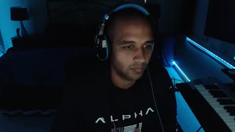 a4orce online show from December 23, 1:36 am