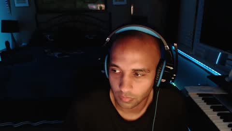 a4orce online show from March 2, 12:46 am