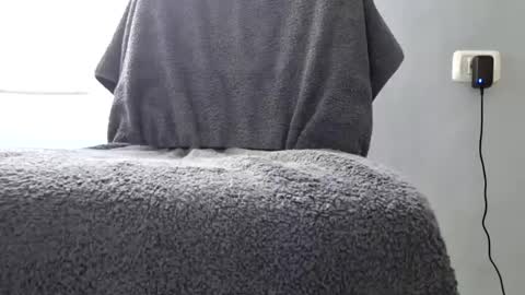 Snapshot of a7469 chatting on December 31, 8:37 am XXL online show from December 31, 8:37 am