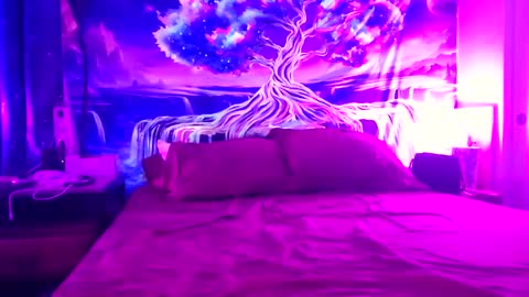 Snapshot of a_bad_guy_duh chatting on October 4, 8:56 am a_bad_guy_duh online show from October 4, 8:56 am