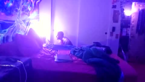 Snapshot of a_bad_guy_duh chatting on February 2, 7:51 am a_bad_guy_duh online show from February 2, 7:51 am