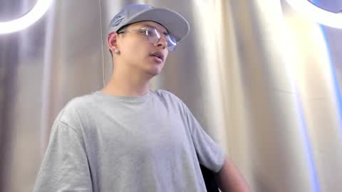 alejo online show from February 6, 4:42 am