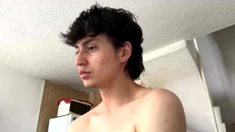 Snapshot of a_littlee_bear chatting on November 13, 6:07 pm a littlee bear online show from November 13, 6:07 pm