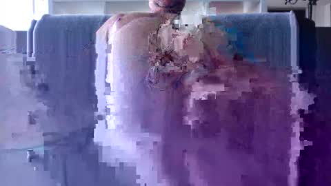 Snapshot of a_nice_dick_77 chatting on May 27, 6:10 am a_nice_dick_77 online show from May 27, 6:10 am