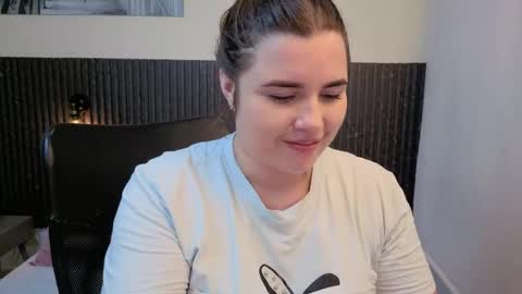 Abby Lee  online show from May 1, 6:34 pm