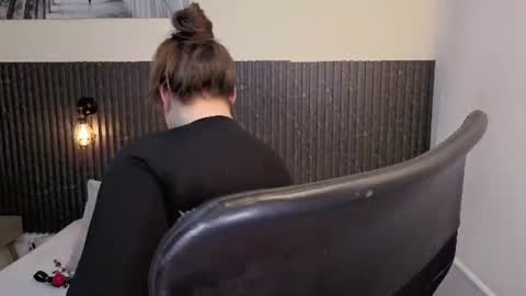 Abby Lee  online show from June 20, 6:33 pm