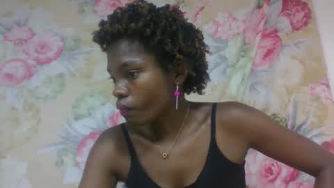 aadienne online show from March 21, 8:23 pm