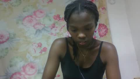 aadienne online show from March 31, 7:20 am