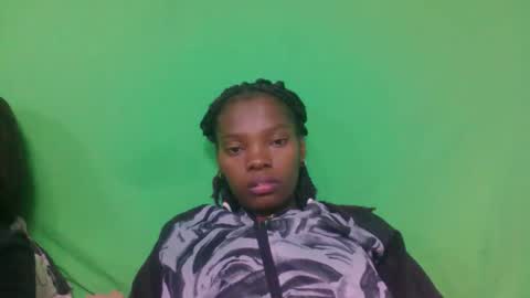 Snapshot of aadienne chatting on May 16, 11:14 pm aadienne online show from May 16, 11:14 pm