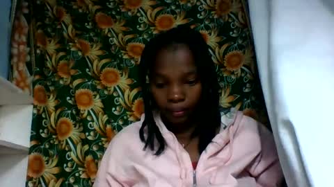 Snapshot of aadienne chatting on June 9, 5:08 am aadienne online show from June 9, 5:08 am