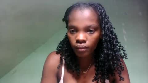 Snapshot of aadienne chatting on June 19, 12:09 pm aadienne online show from June 19, 12:09 pm
