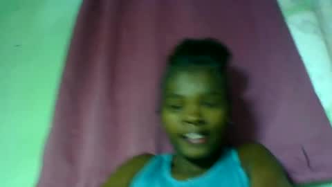 Snapshot of aadienne chatting on June 21, 8:33 pm aadienne online show from June 21, 8:33 pm