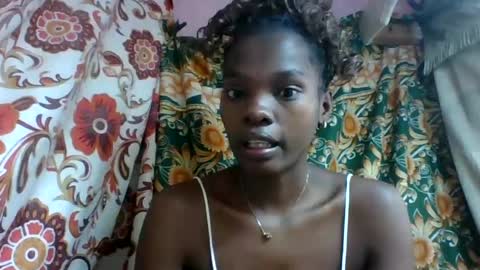 Snapshot of aadienne chatting on July 7, 7:56 am aadienne online show from July 7, 7:56 am