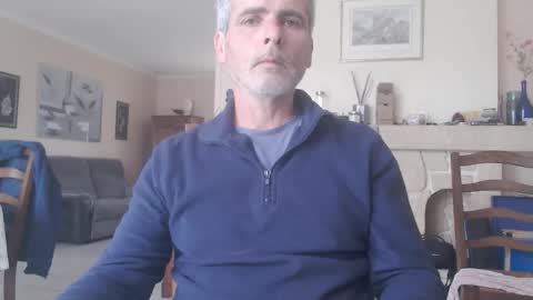 Aalex1717 online show from May 2, 6:40 am