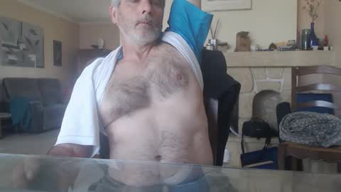 Snapshot of aalex1717 chatting on May 9, 6:40 am Aalex1717 online show from May 9, 6:40 am
