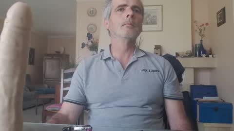 Snapshot of aalex1717 chatting on June 7, 6:39 am Aalex1717 online show from June 7, 6:39 am