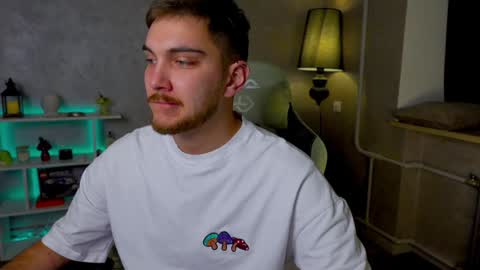 Alex online show from December 30, 5:04 am