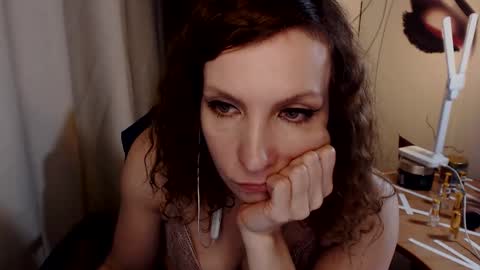 Katie online show from January 29, 3:22 am