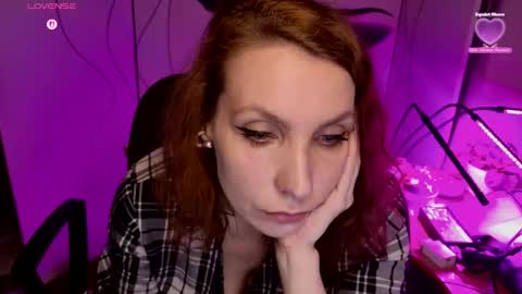 Katie online show from March 18, 4:26 am