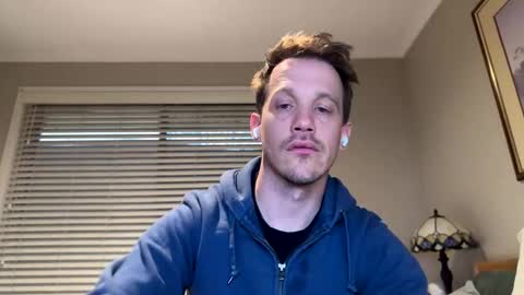 Snapshot of aanal341330 chatting on November 22, 11:48 pm Kris online show from November 22, 11:48 pm