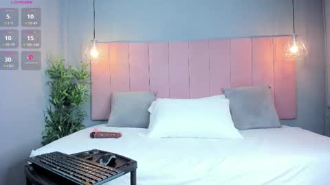 A R I A L  online show from October 30, 10:32 pm