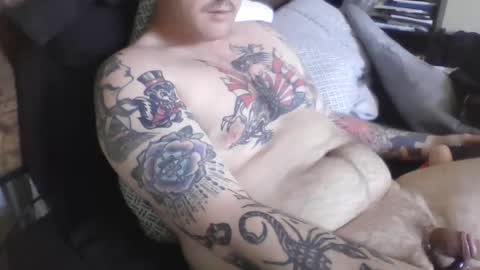 Snapshot of aarmun37 chatting on February 15, 4:12 pm aarmun37 online show from February 15, 4:12 pm