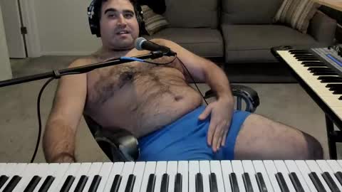 Aaron online show from November 14, 1:04 am