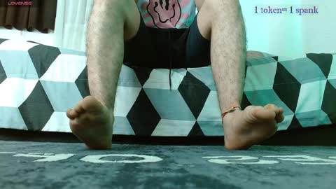 Snapshot of aaron_1806 chatting on November 26, 12:28 pm aaron online show from November 26, 12:28 pm