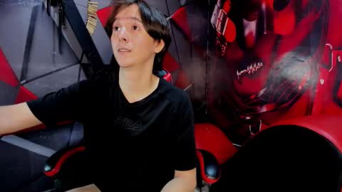 Aaron online show from November 29, 10:13 pm