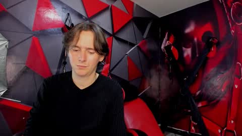 Aaron online show from December 15, 12:26 am