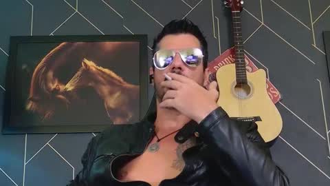 Snapshot of aaronbomer chatting on March 9, 11:25 am Aaron online show from March 9, 11:25 am