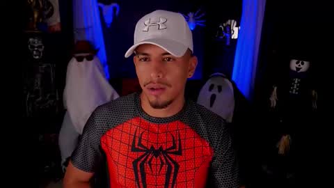 AARON  online show from October 14, 1:17 am