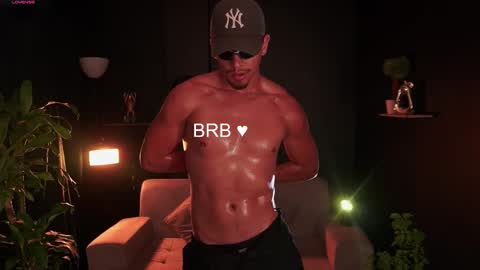 AARON  online show from January 14, 9:59 am