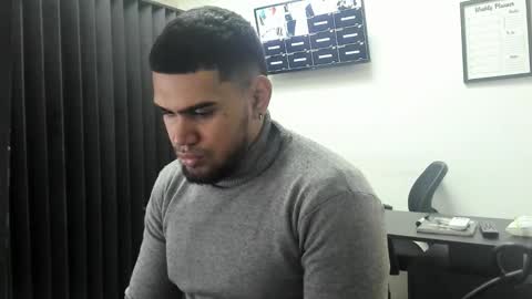 ig aaron hunter123 online show from February 25, 2:27 pm