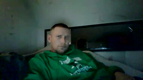 Snapshot of aaronmc5 chatting on November 10, 8:41 pm aaronmc5 online show from November 10, 8:41 pm