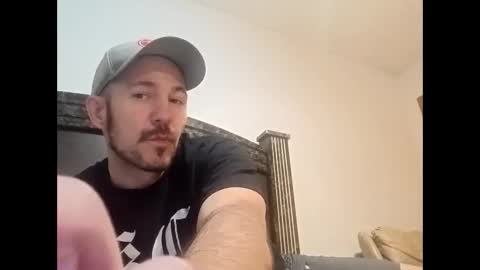 aaronshere888888 online show from March 1, 8:27 am