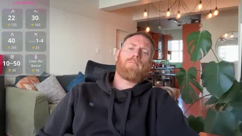 Snapshot of aaronstone_ chatting on October 29, 6:59 am Scrufffypup online show from October 29, 6:59 am