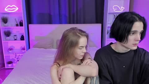 Snapshot of aataraxx chatting on December 6, 11:36 pm Fiona and Harry online show from December 6, 11:36 pm