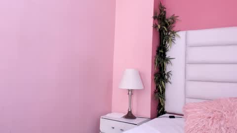 abbey_walker online show from February 20, 9:44 am