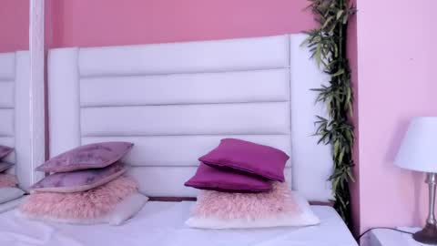 abbey_walker online show from March 2, 2:51 am